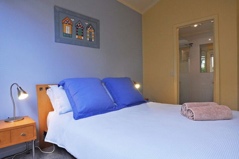 THE Sails 4 Linen Included Central Location - Accommodation Kalgoorlie 1