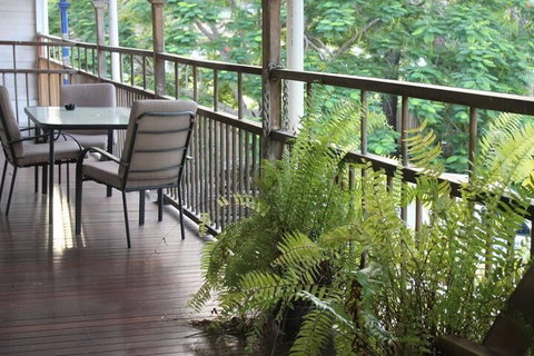 Carlon's Hotel - Accommodation Kalgoorlie 5