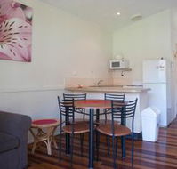 11 Korora Palms 1 Bedroom Bure - Accommodation Kalgoorlie