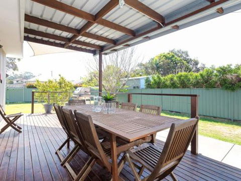 Shoalz 28 Rigney Street Renovated Pet Friendly Cottage & Boat Parking - Accommodation Kalgoorlie 4