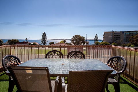 Blue Seas Motel - Accommodation Kalgoorlie 1