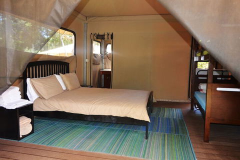 Castaways Moreton Island - Accommodation Kalgoorlie 1