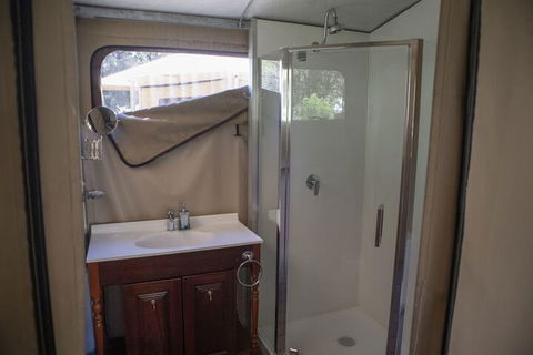 Castaways Moreton Island - Accommodation Kalgoorlie 2
