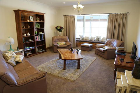 BellbirdHill Bed & Breakfast - Accommodation Kalgoorlie 3
