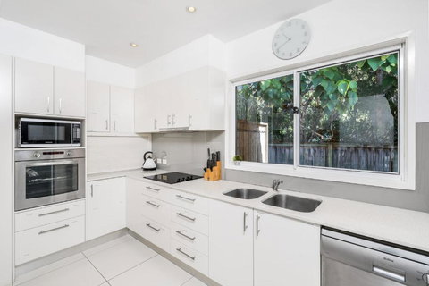 A SWEET ESCAPE Serenity On Sallywattle - Accommodation Kalgoorlie 6