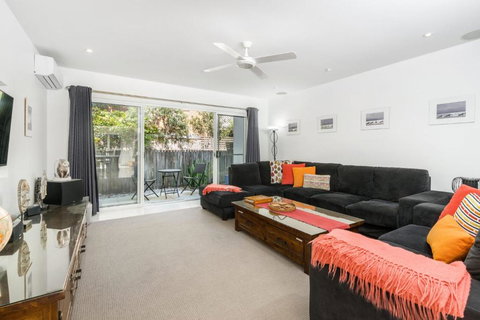 A SWEET ESCAPE Serenity On Sallywattle - Accommodation Kalgoorlie 4