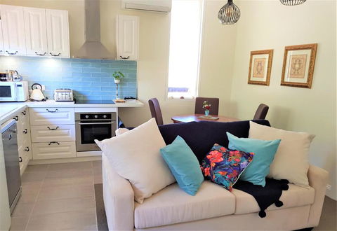 Birch Lane - Accommodation Kalgoorlie 6