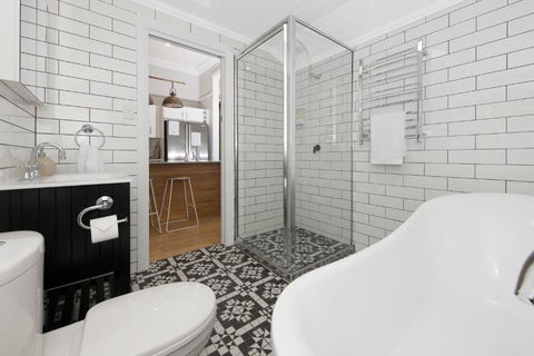 Beautiful Queenslander - Accommodation Kalgoorlie 1