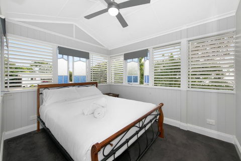 Beautiful Queenslander - Accommodation Kalgoorlie 6