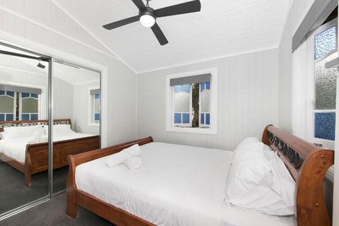 Beautiful Queenslander - Accommodation Kalgoorlie 3