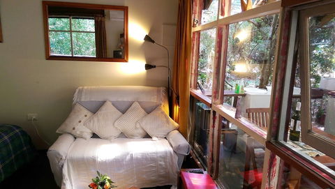The Black Cockatoo Nannup - Accommodation Kalgoorlie 2