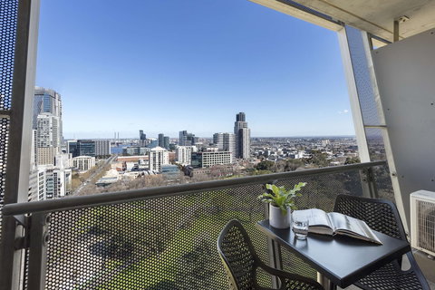 Oaks Melbourne On William Suites - Accommodation Kalgoorlie 6