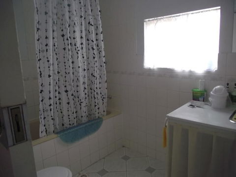 Aly's Cottage - Accommodation Kalgoorlie 4