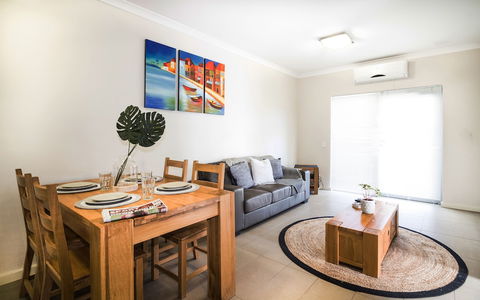 Airport Apartments By Vetroblu - Accommodation Kalgoorlie 4