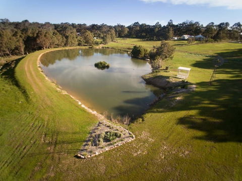 Woodstone Cottages - Accommodation Kalgoorlie 3