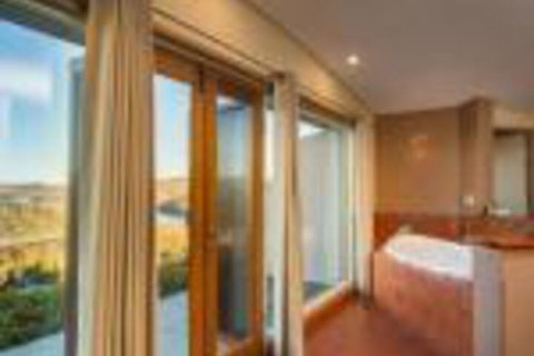 Eagle View Escape - Accommodation Kalgoorlie 0