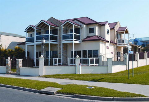 Lighthouse Keepers Inn - Accommodation Kalgoorlie 0