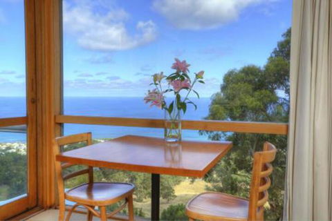 Chriss Beacon Point Restaurant & Villas - Accommodation Kalgoorlie 4
