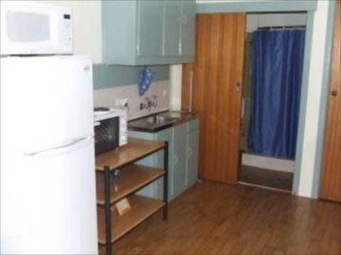 Ambience Holiday Apartments - Accommodation Kalgoorlie 3
