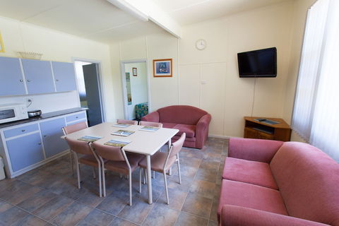 Modra's Apartments - Accommodation Kalgoorlie 6
