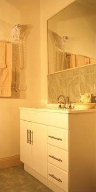 The Keepers Cottages - Accommodation Kalgoorlie 0