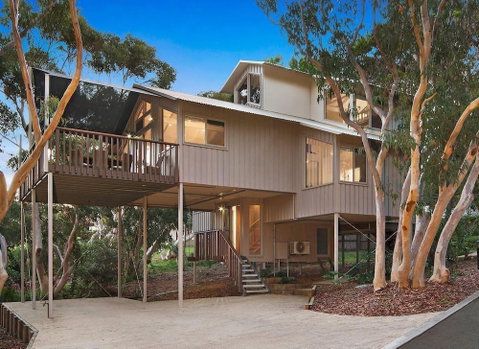 The Oasis Apartments And Treetop Houses - Accommodation Kalgoorlie 2