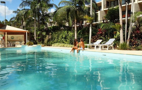 The Oasis Apartments And Treetop Houses - Accommodation Kalgoorlie 5