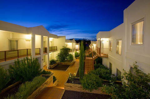 Hawthorn Gardens Serviced Apartments - Accommodation Kalgoorlie 0