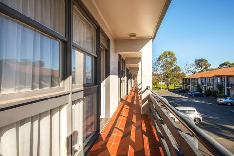 Nightcap At Ferntree Gully Hotel Motel - Accommodation Kalgoorlie 3
