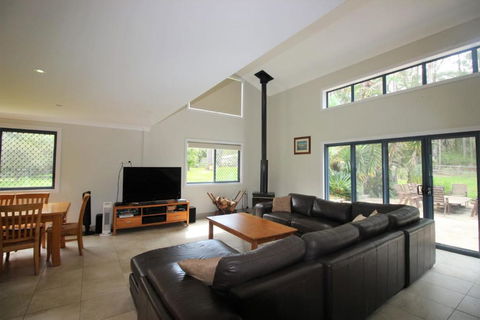 THE PALM FARM PET FRIENDLY WEEKLY ONLY - Accommodation Kalgoorlie 2