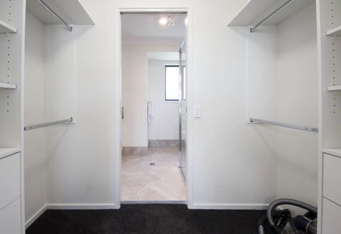 Executive Home Accomodation - Accommodation Kalgoorlie 1