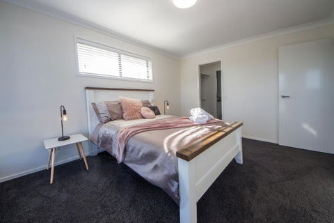Executive Home Accomodation - Accommodation Kalgoorlie 2