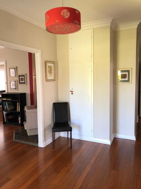 Jean Street Home Away From Home - Accommodation Kalgoorlie 4
