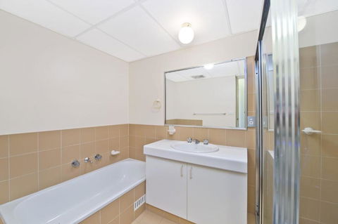 Sundial 602 8 10 Hollingworth Street - Accommodation Kalgoorlie 4