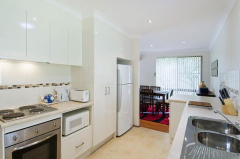 Cara Nobbys Beach 11 Wesley Avenue - Accommodation Kalgoorlie 6