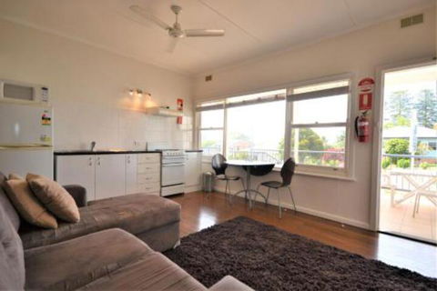 Breakers 2 2 Hill Street - Accommodation Kalgoorlie 2