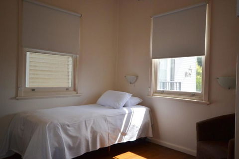 Breakers 3 2 Hill Street - Accommodation Kalgoorlie 2