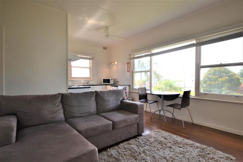 Breakers 3 2 Hill Street - Accommodation Kalgoorlie 1
