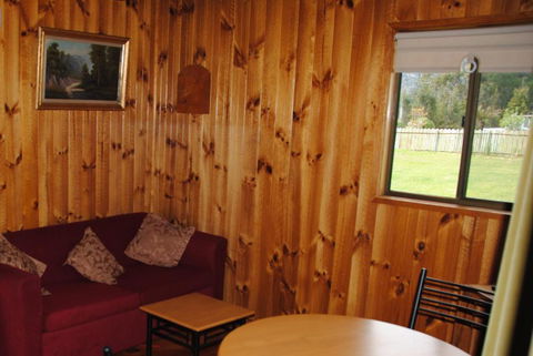 The Wombat Cottage - Accommodation Kalgoorlie 2