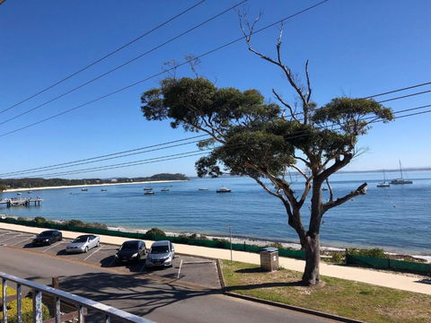 6 SHOAL TOWERS 11 SHOAL BAY RD STUNNING WATER VIEWS & PERFECT LOCATION - Accommodation Kalgoorlie 4