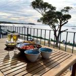 6 SHOAL TOWERS 11 SHOAL BAY RD STUNNING WATER VIEWS & PERFECT LOCATION - Accommodation Kalgoorlie 0
