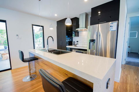 Beautiful Modern Luxury - Accommodation Kalgoorlie 1