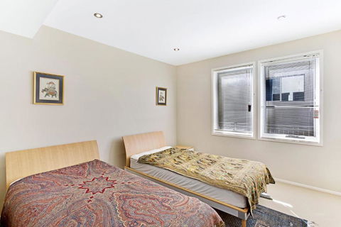 Breath Taking Waterfront! - Accommodation Kalgoorlie 2
