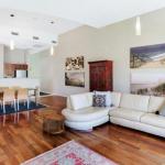 Breath Taking Waterfront! - Accommodation Kalgoorlie 1
