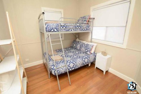 Just Renovated 2BR Cottage In Heart Of Wentworth - Accommodation Kalgoorlie 0