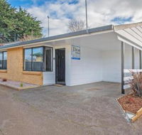 Elkie Villa 2 Bedroom Unit Burnie - Accommodation Kalgoorlie