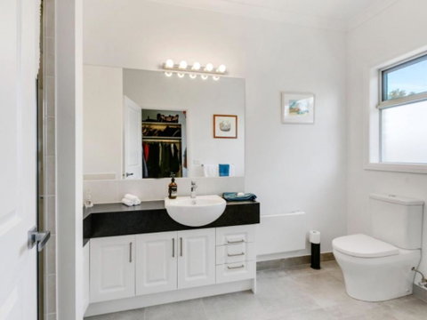 Venice On The Beach - Accommodation Kalgoorlie 5