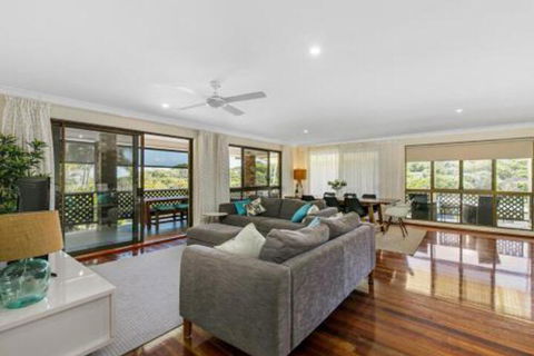 33 George Nothling Drive - Accommodation Kalgoorlie 0