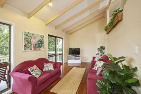 Straddie House - Accommodation Kalgoorlie 6