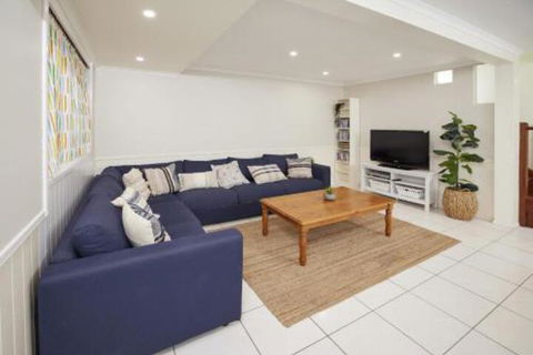 Straddie House - Accommodation Kalgoorlie 7